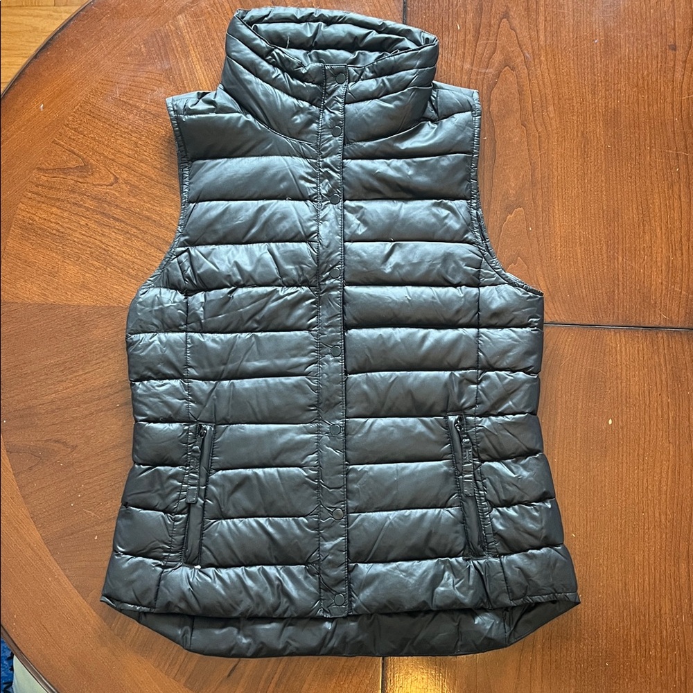 GAP Down-Filled Puffer Zip-Up Black Vest Circa 2010